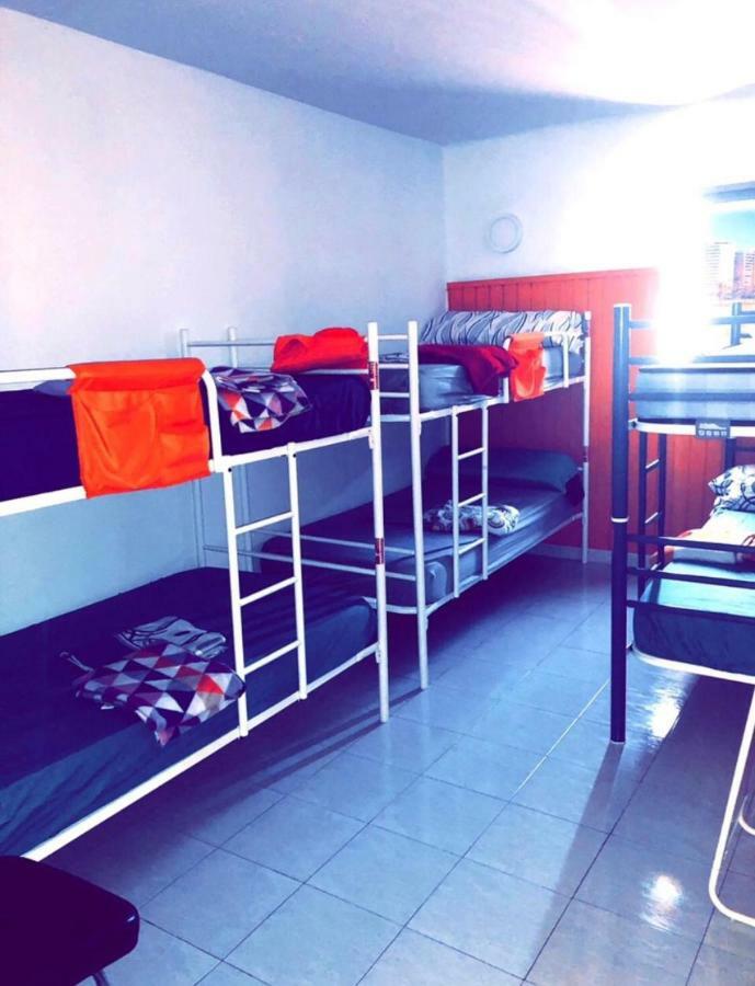 Larios Cool Hostel Málaga Eksteriør billede