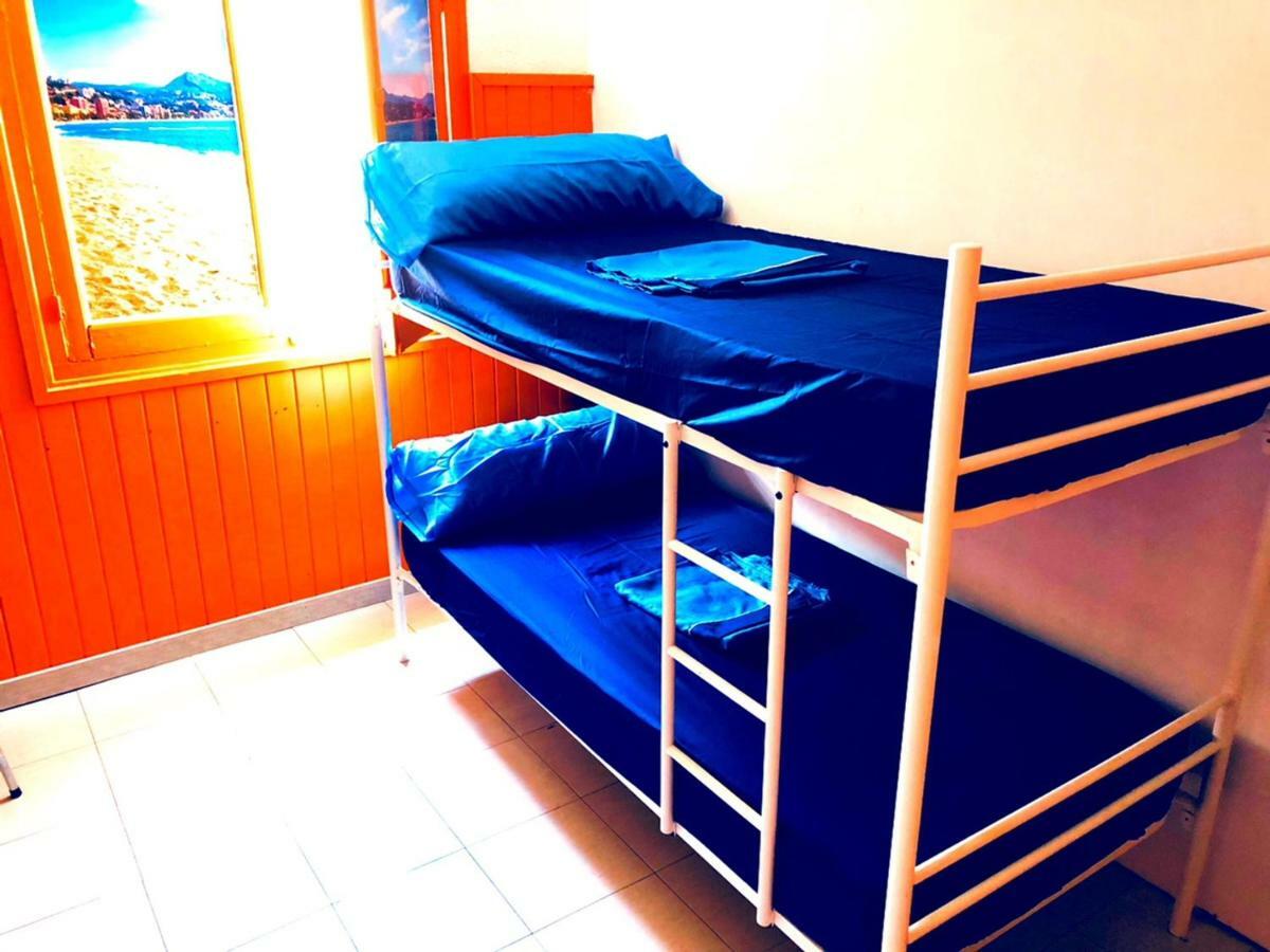 Larios Cool Hostel Málaga Eksteriør billede